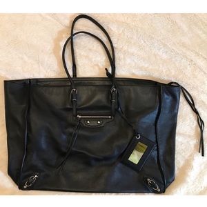 💯 Balenciaga Office Zip Tote
